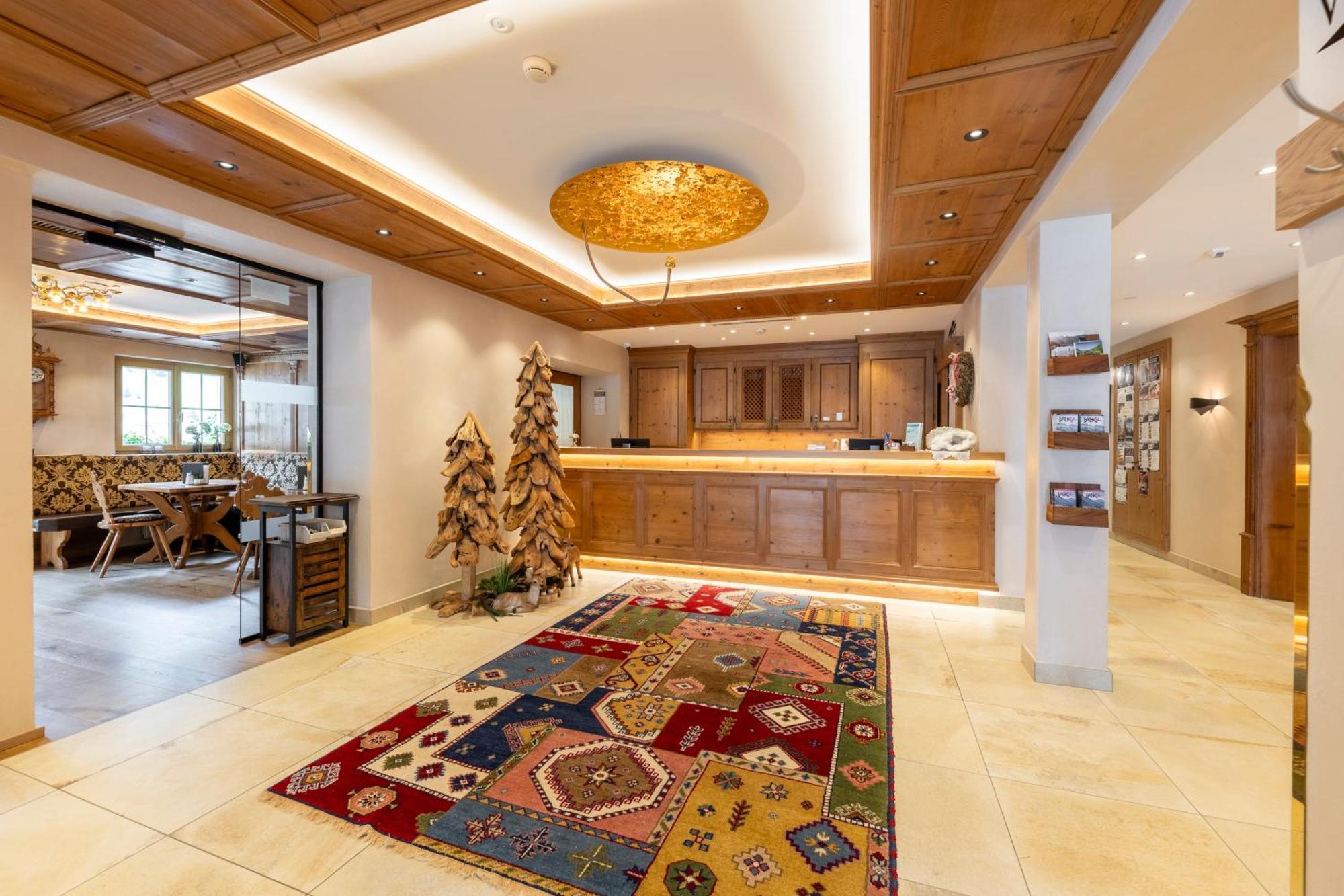 Hotel Jaegerhof อิสชเกิล ภายนอก รูปภาพ