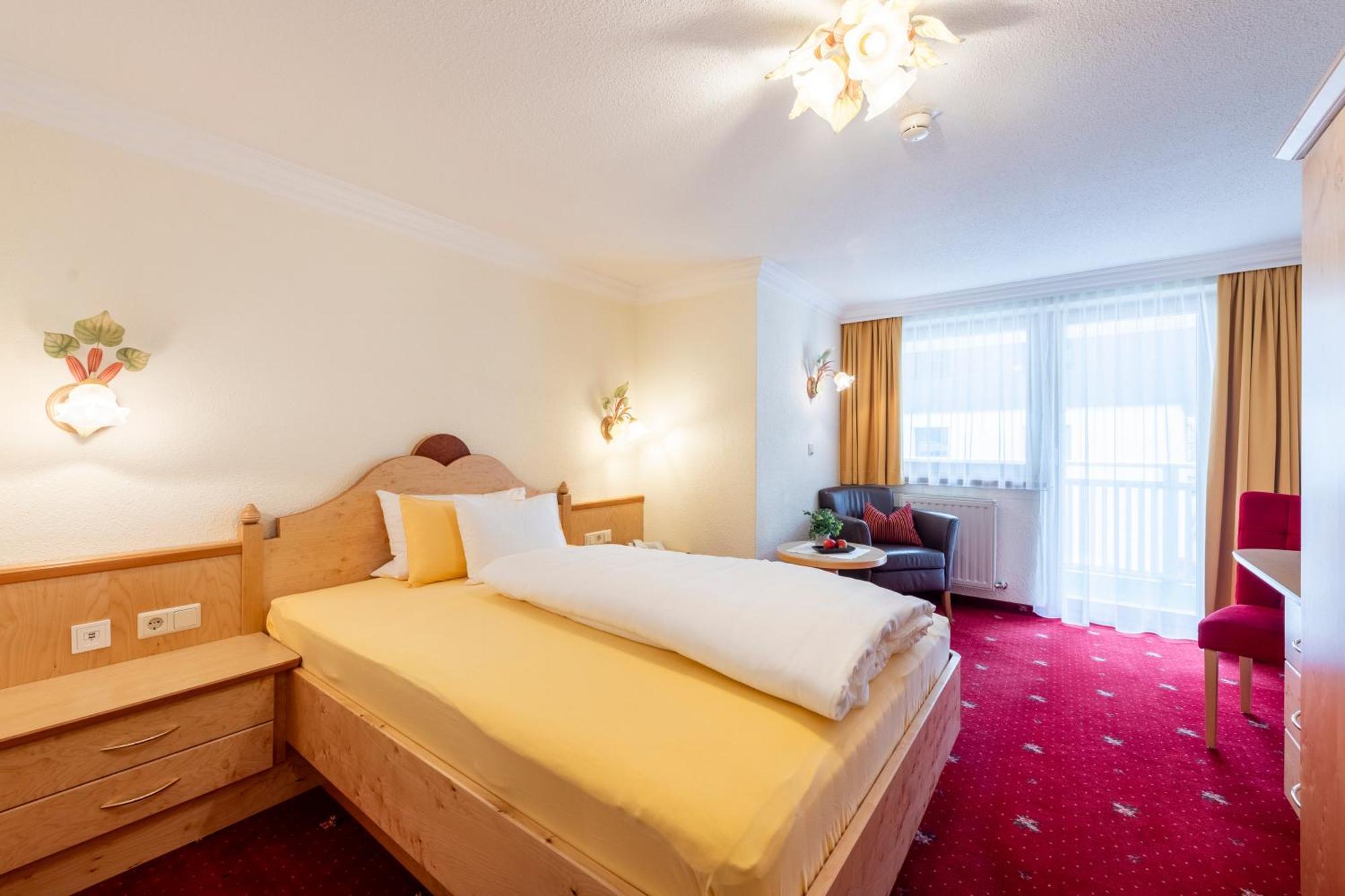 Hotel Jaegerhof อิสชเกิล ภายนอก รูปภาพ