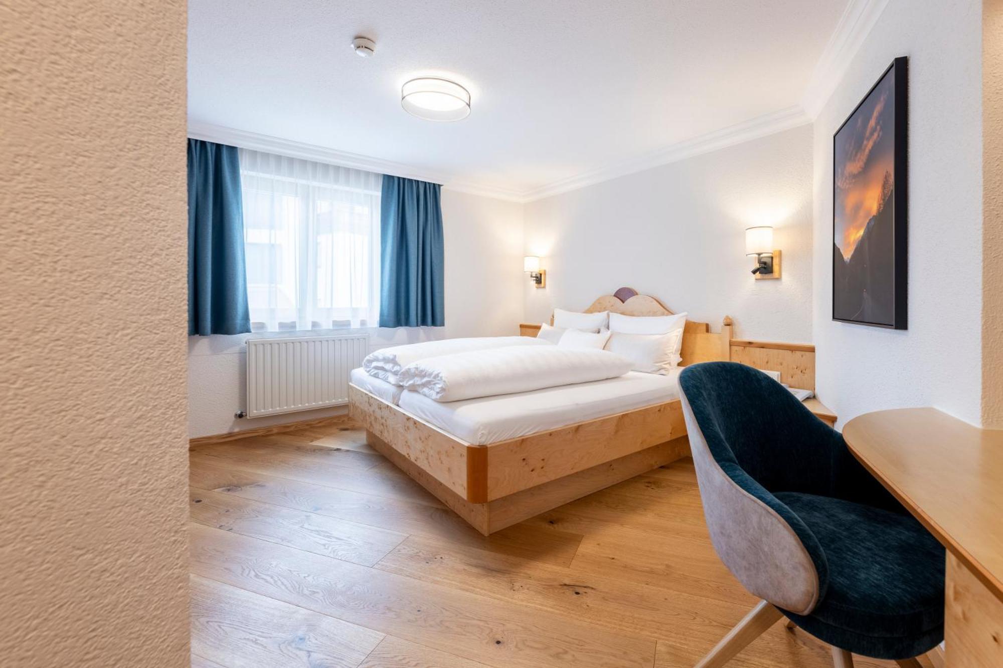 Hotel Jaegerhof อิสชเกิล ภายนอก รูปภาพ